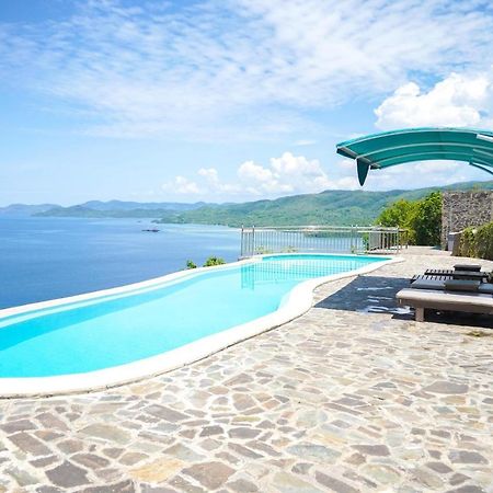 Theodor At Labuan Bajo Hotel Екстериор снимка